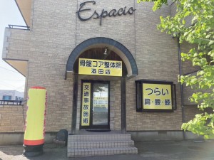 i01